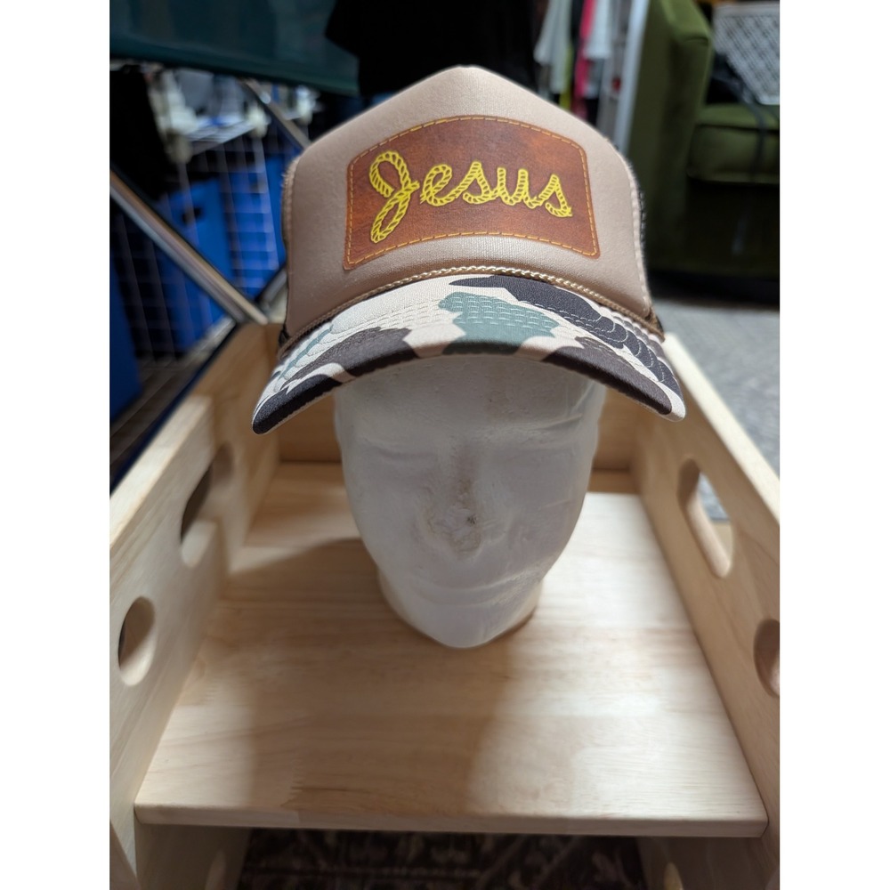 Unbranded Trucker Hat Women OSFM Tan Camo Excellent Jesus Patch Snapback